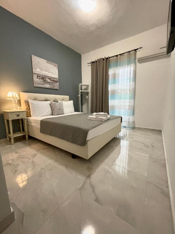 Nisel Seaside Apartment Paralia Katerinis Exterior photo