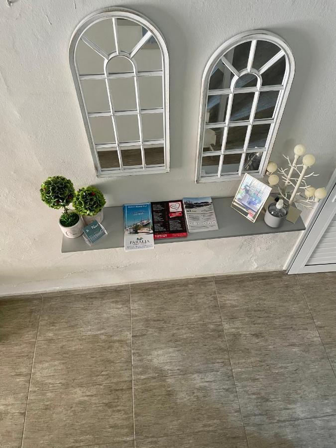 Nisel Seaside Apartment Paralia Katerinis Exterior photo